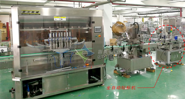 全自動貼標(biāo)機(jī)在生產(chǎn)線的應(yīng)用